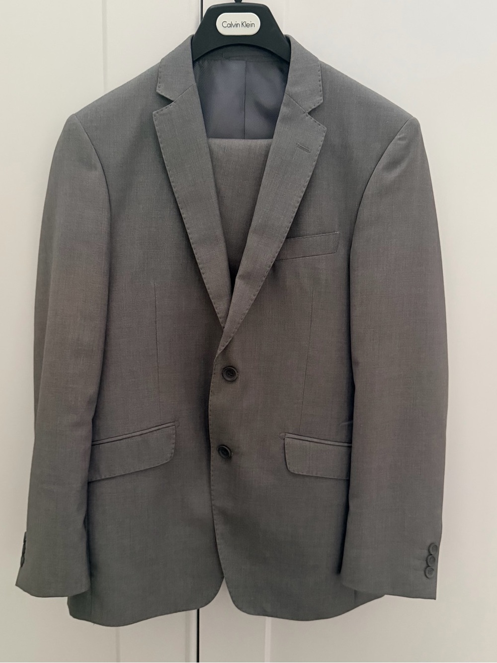 Giorgio Fiorelli Men's Gray Two-Button Suit Jacket